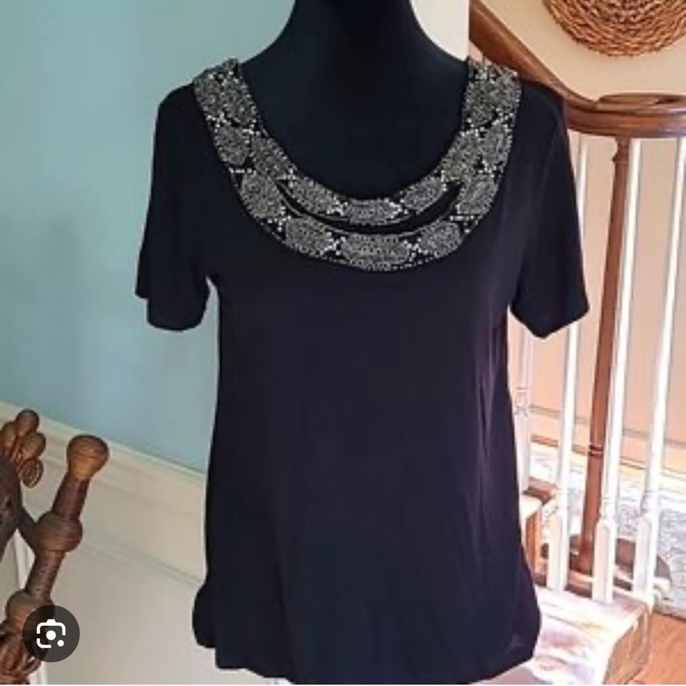 Gryphon New York Beaded Appliqué T Shirt Size M.
